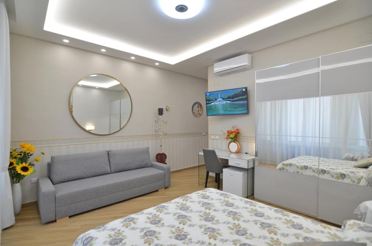 Caserta Deluxe Bis Exterior foto