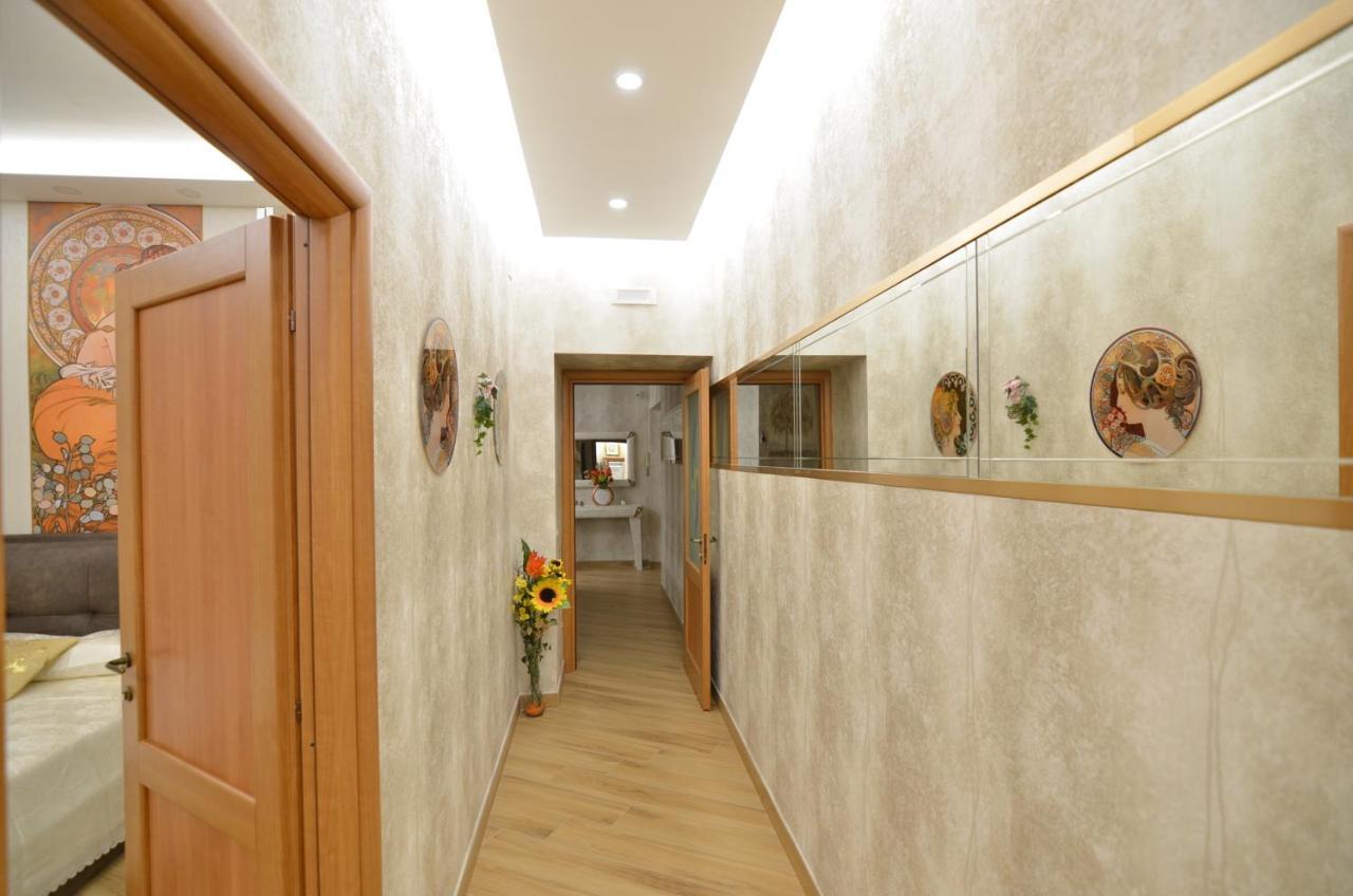 Caserta Deluxe Bis Exterior foto